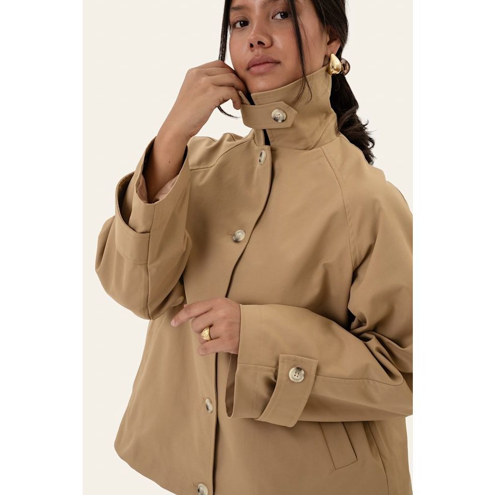 AvaIC Short Trenchcoat