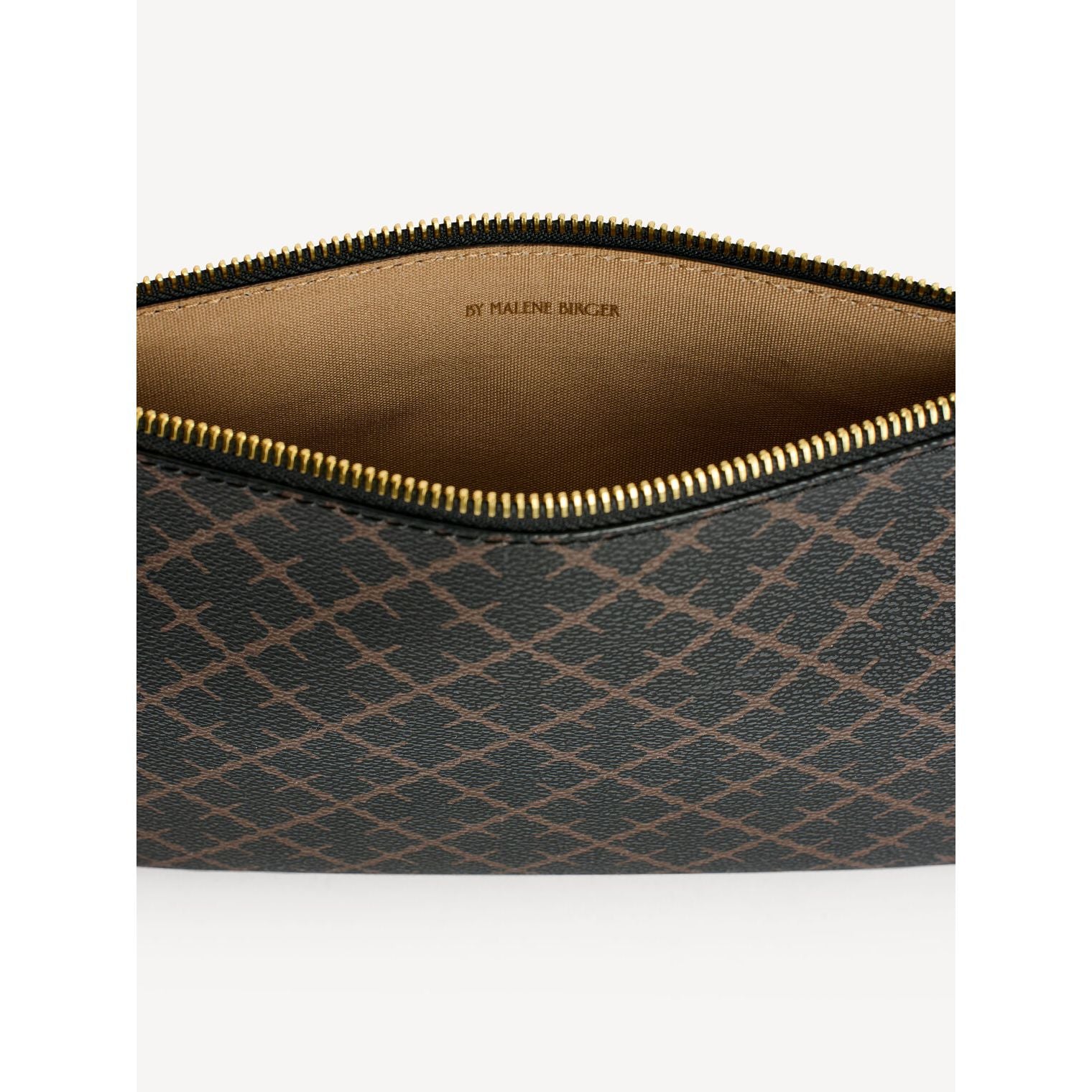 Ivy Clutch