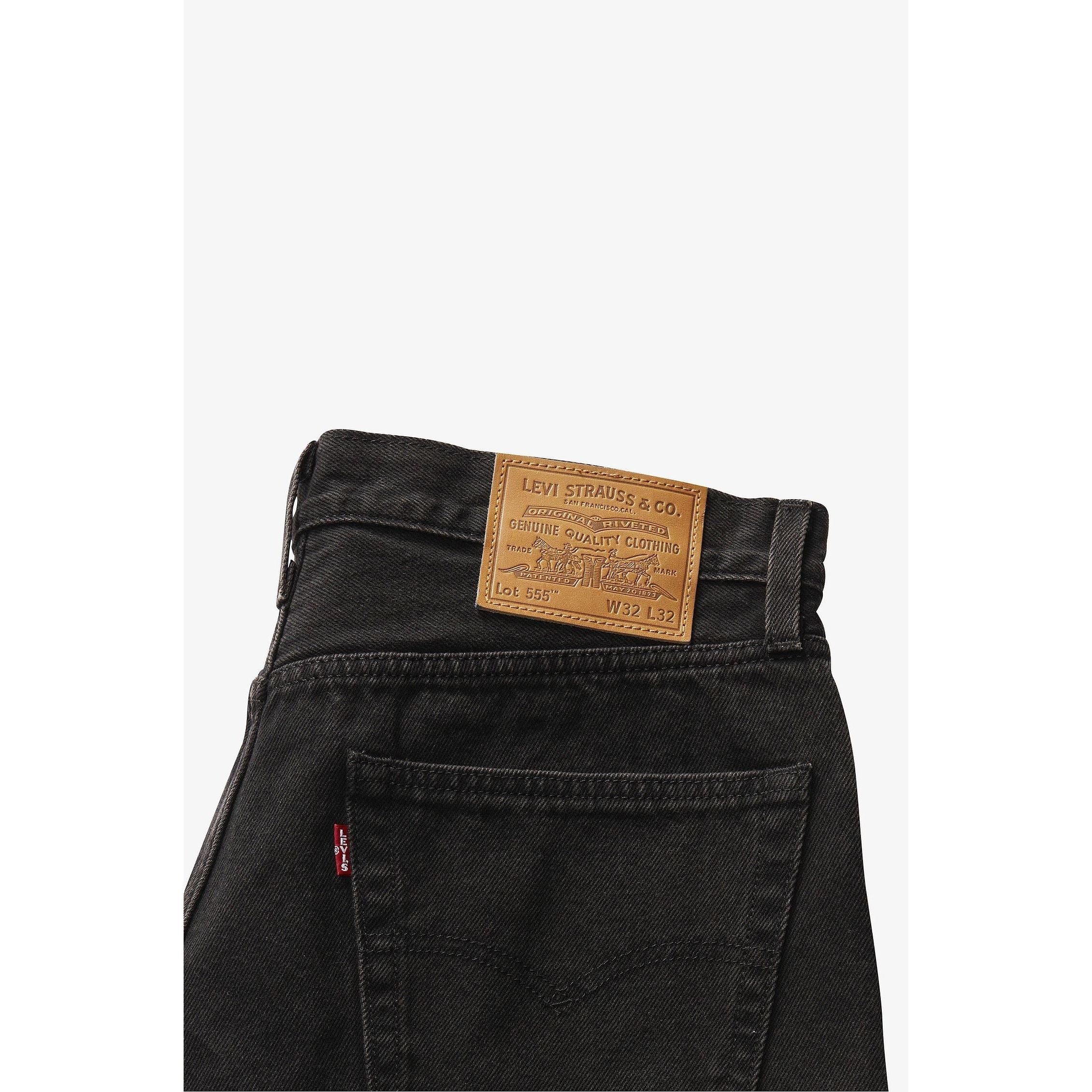 555 Relaxed Straight