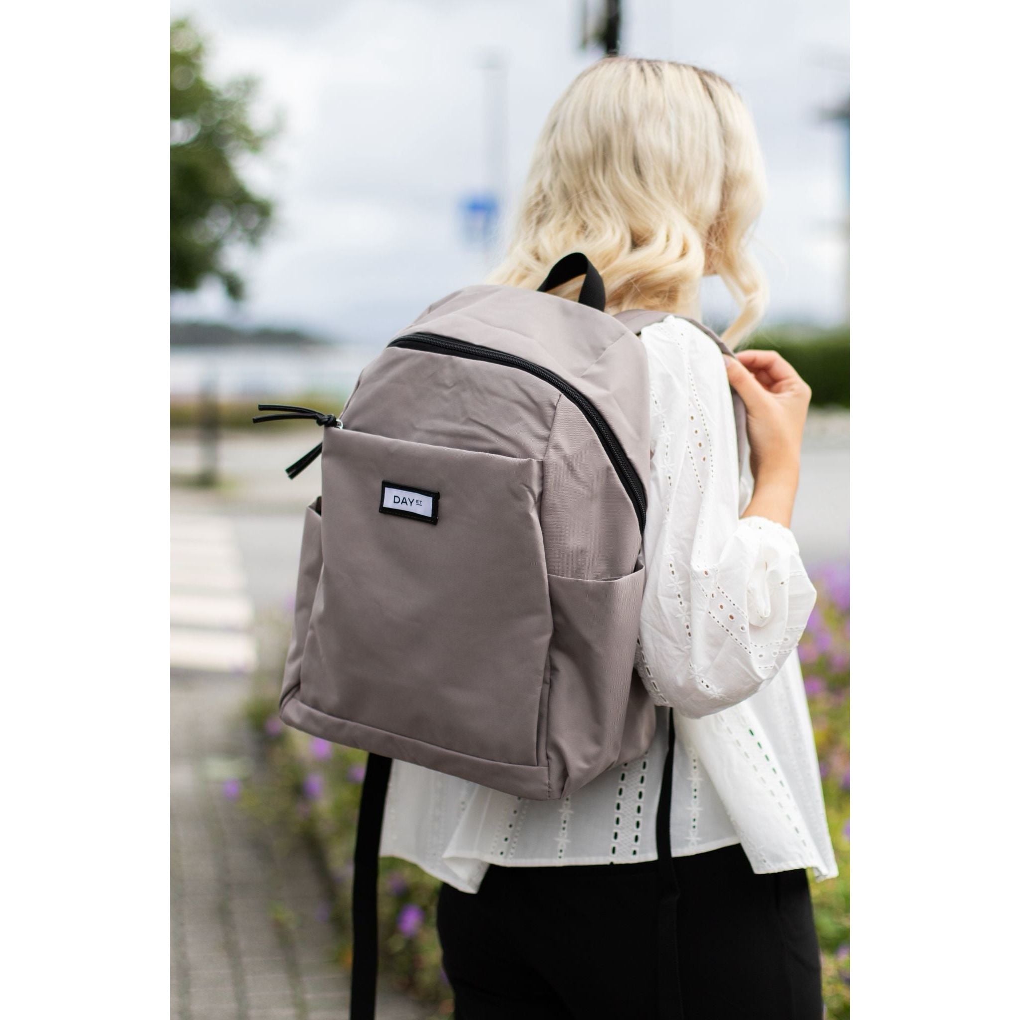 Day Gweneth RE-S Packy