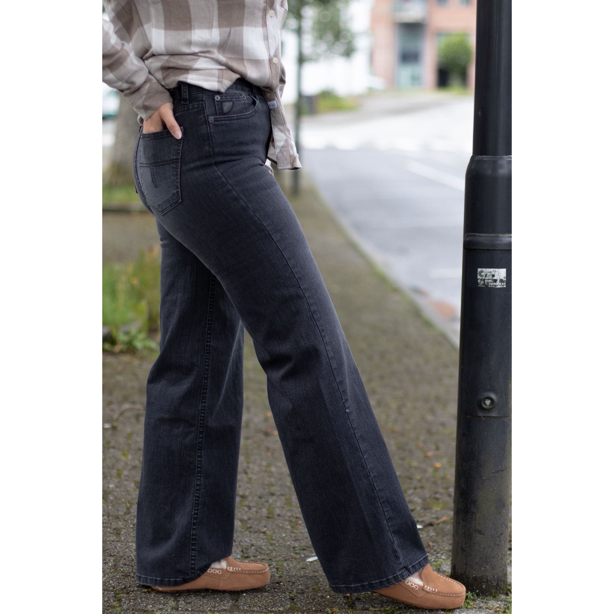 Palazzo Donatella Black - Mid Rise Wide Fit