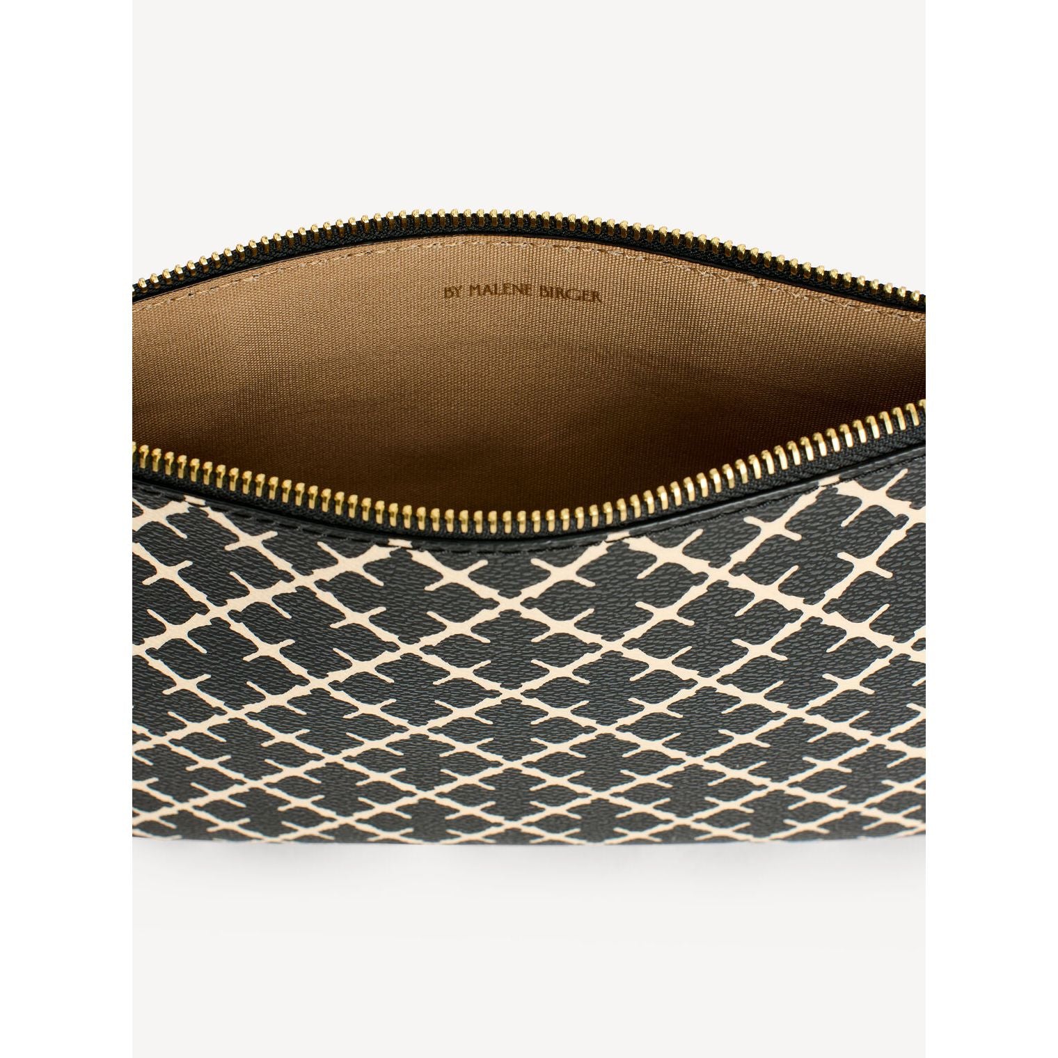Ivy Clutch