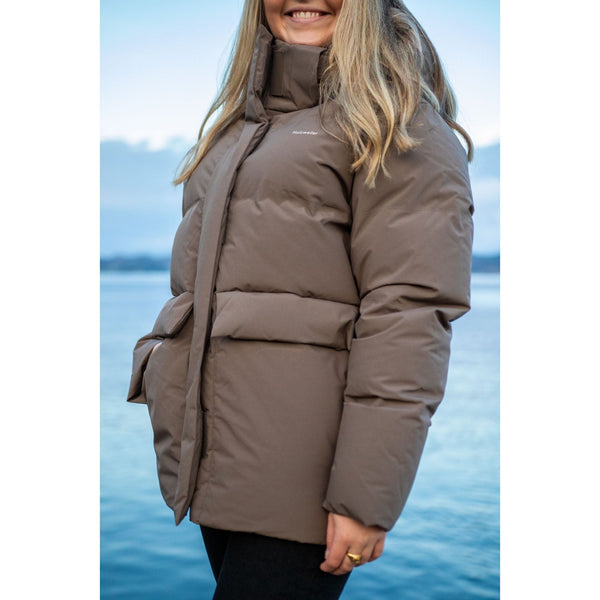 Besseggen Down Jacket