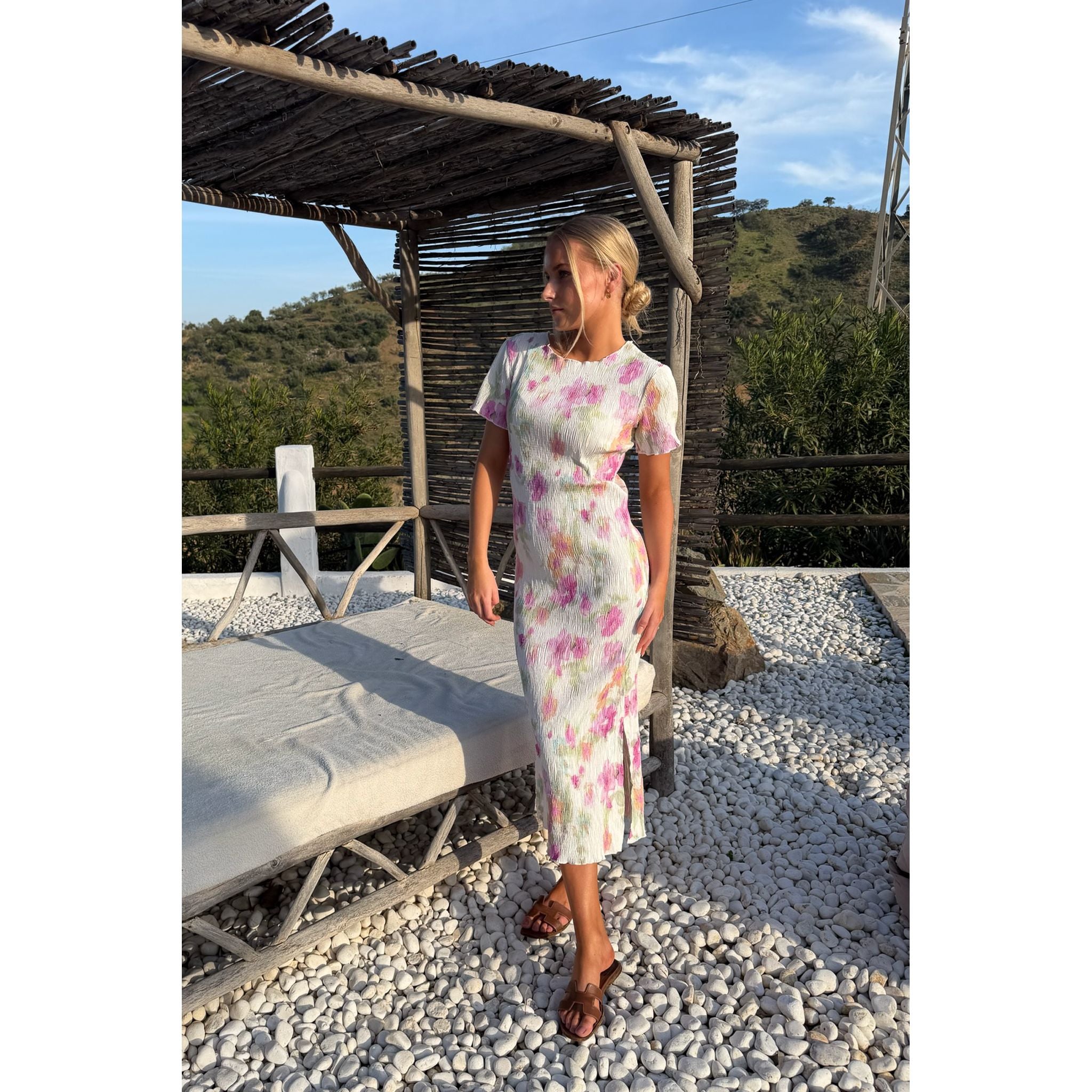 OdaIC Dress