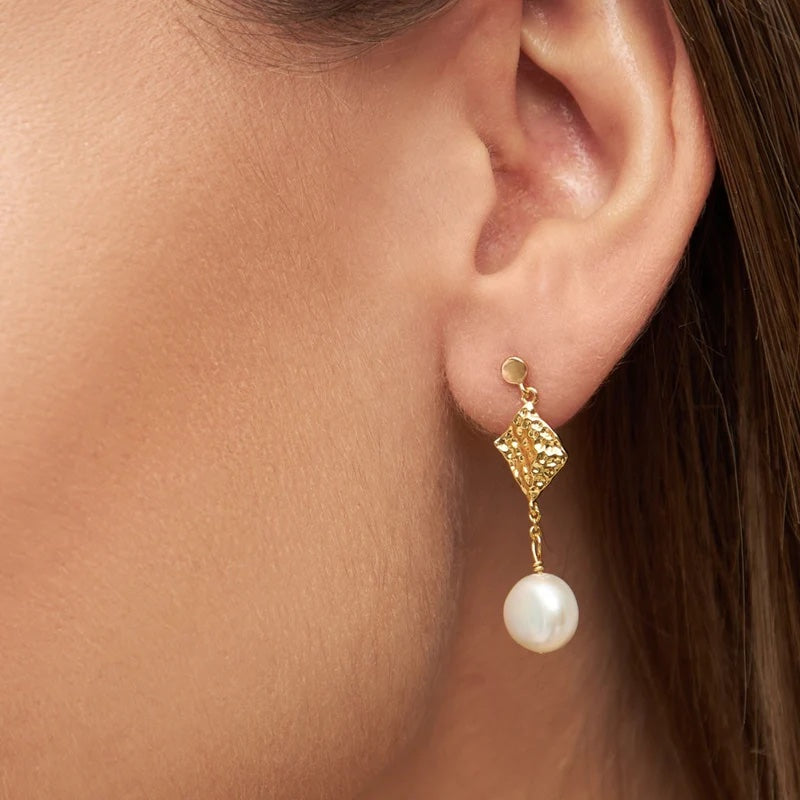 Boheme Pearl Earring