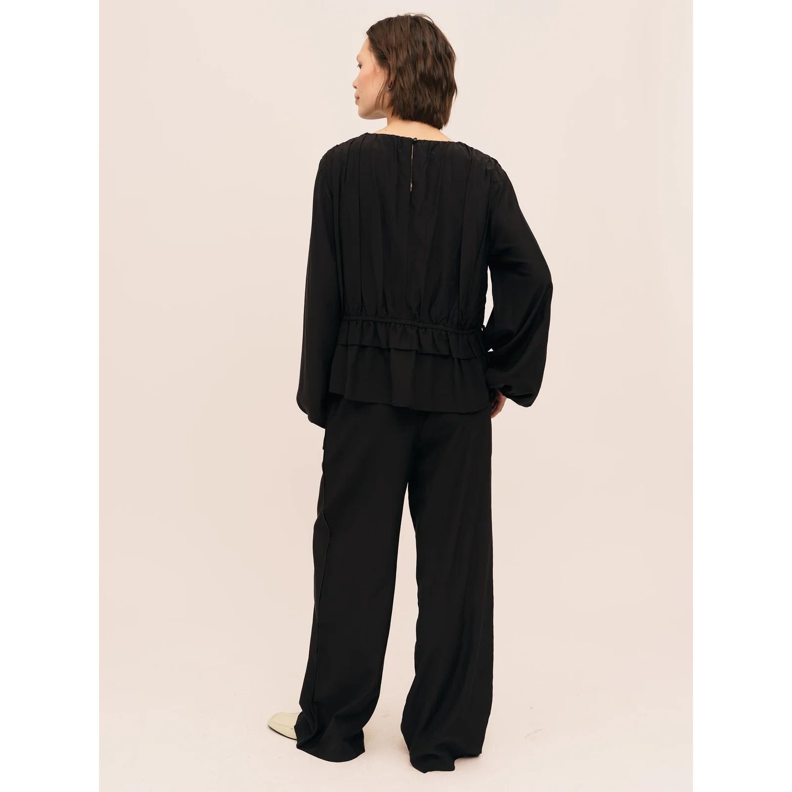 Silkey String Trouser