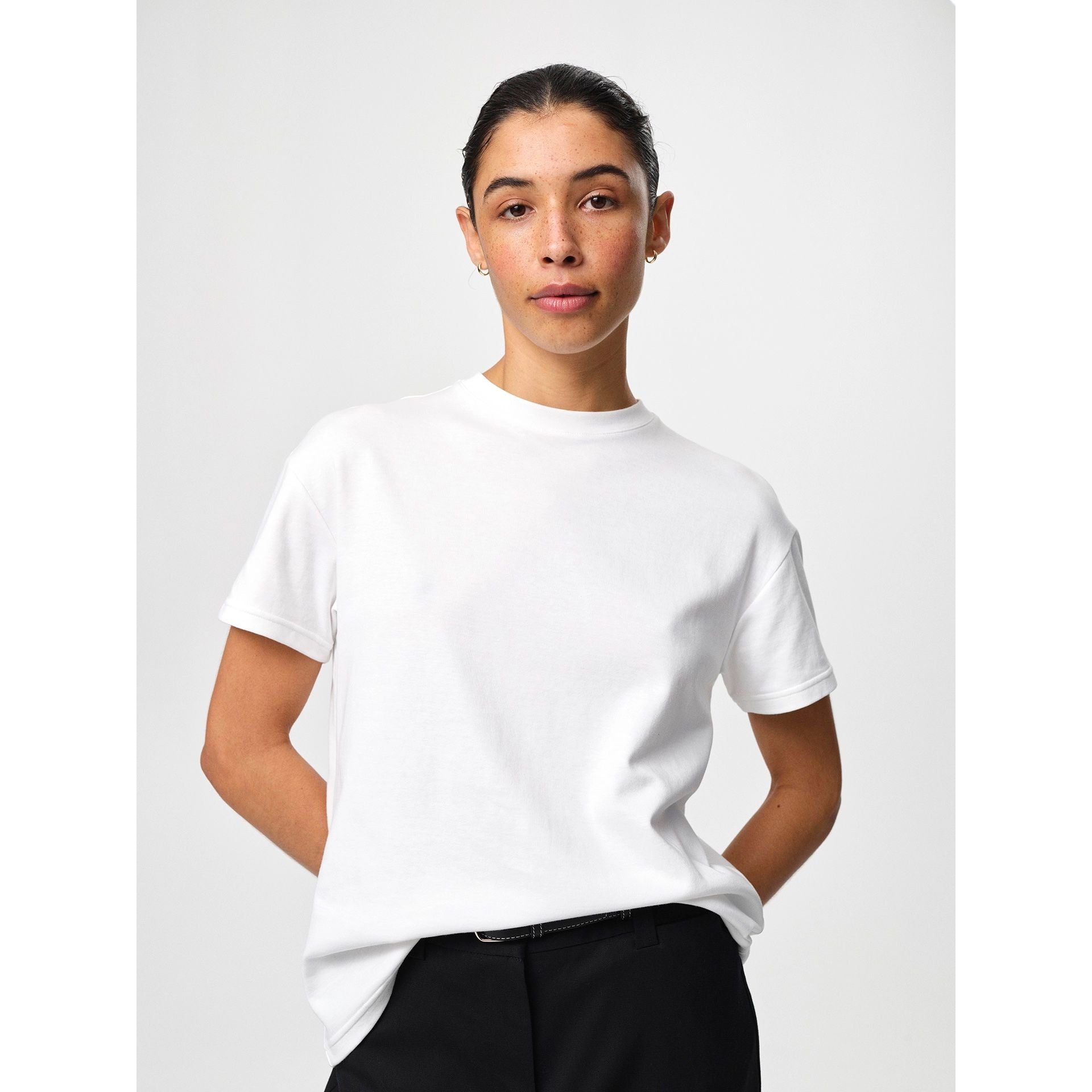 Alexa Tee