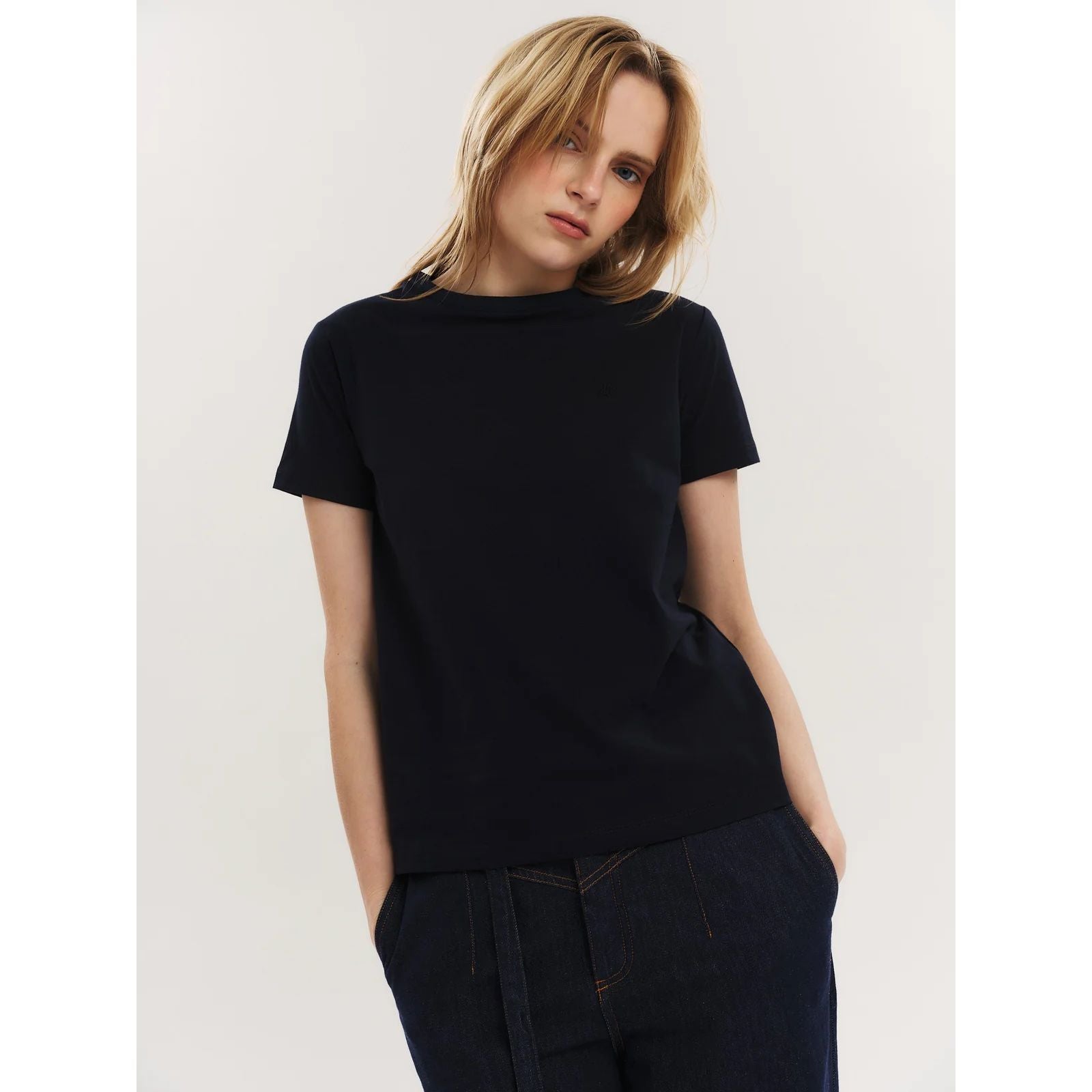 Elfreda Embroidery Tee