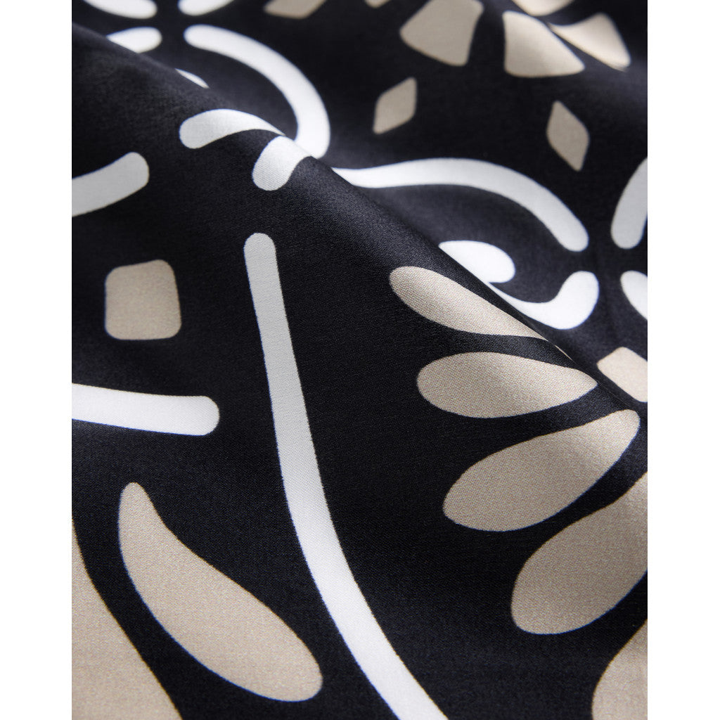 Suki Scarf