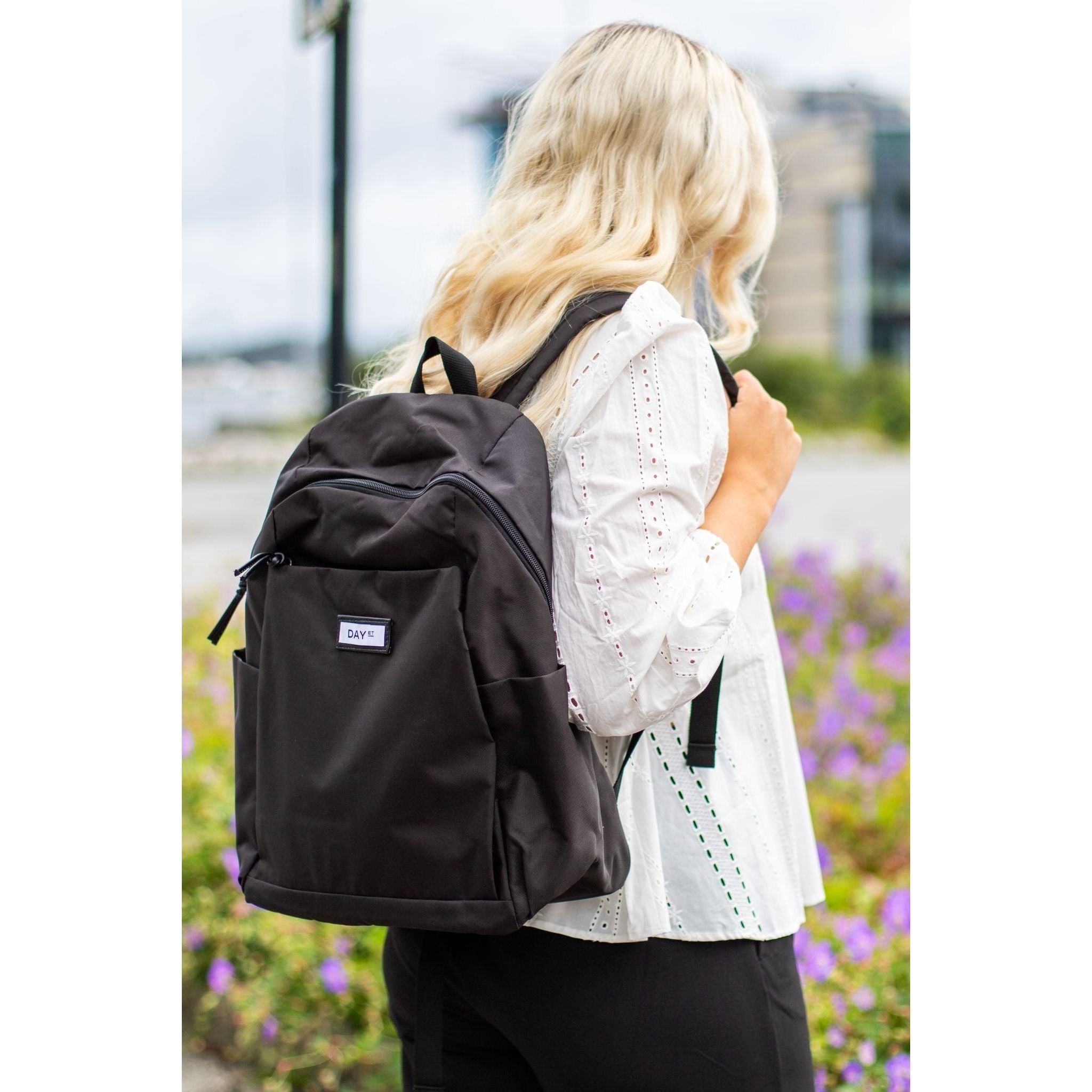 Day Gweneth RE-S Packy