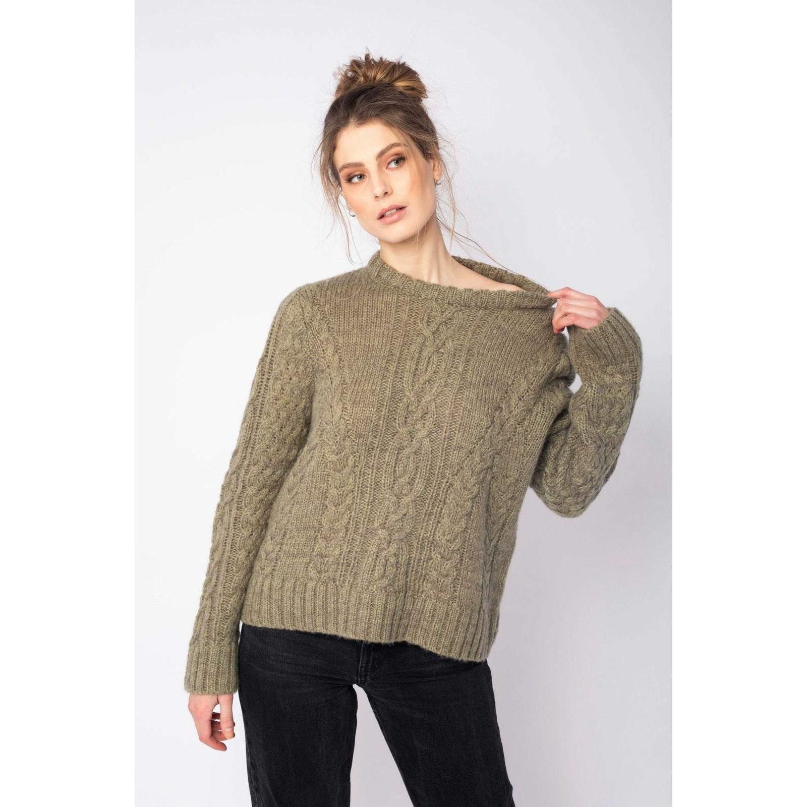 Aurelia Knit