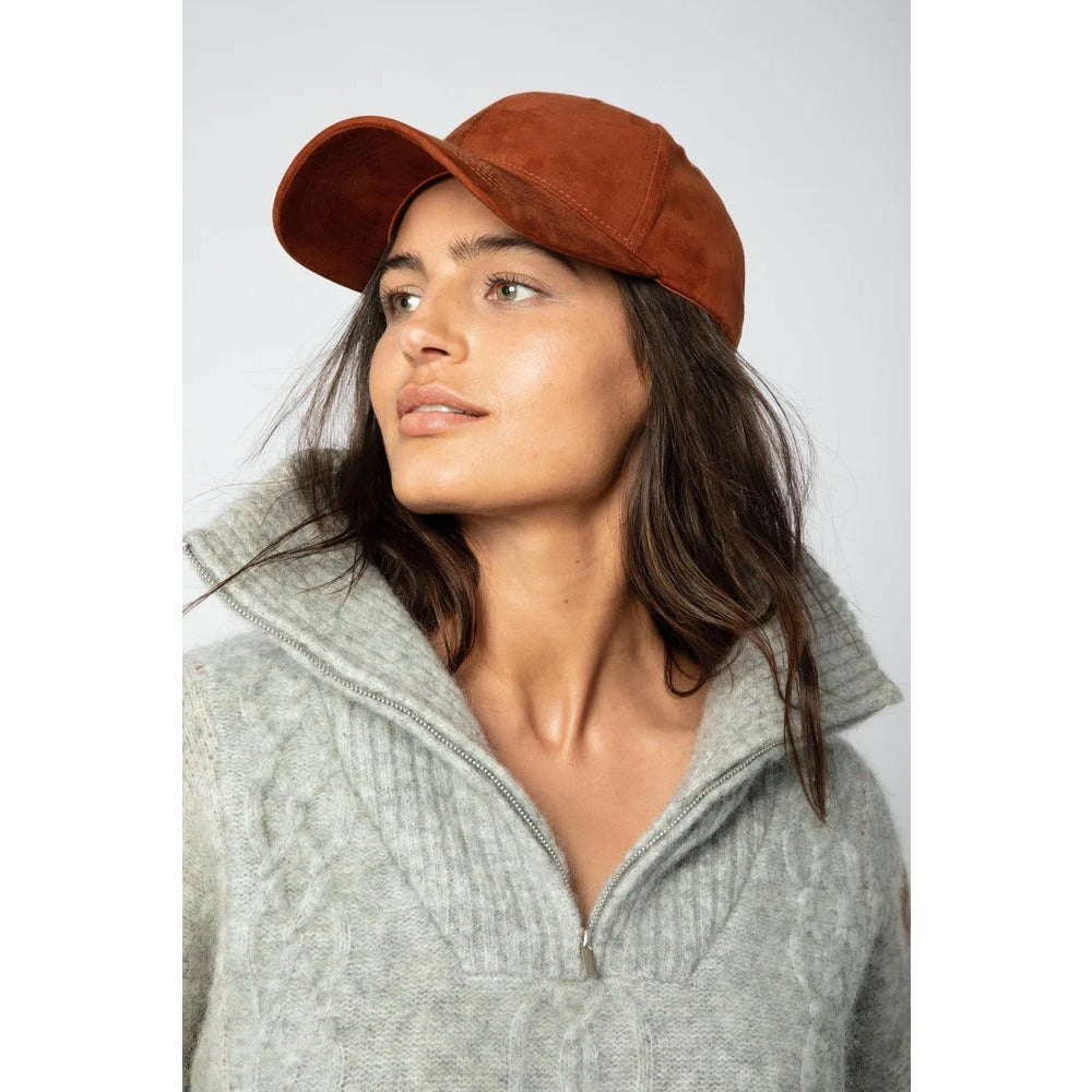 Lily Cap Suede