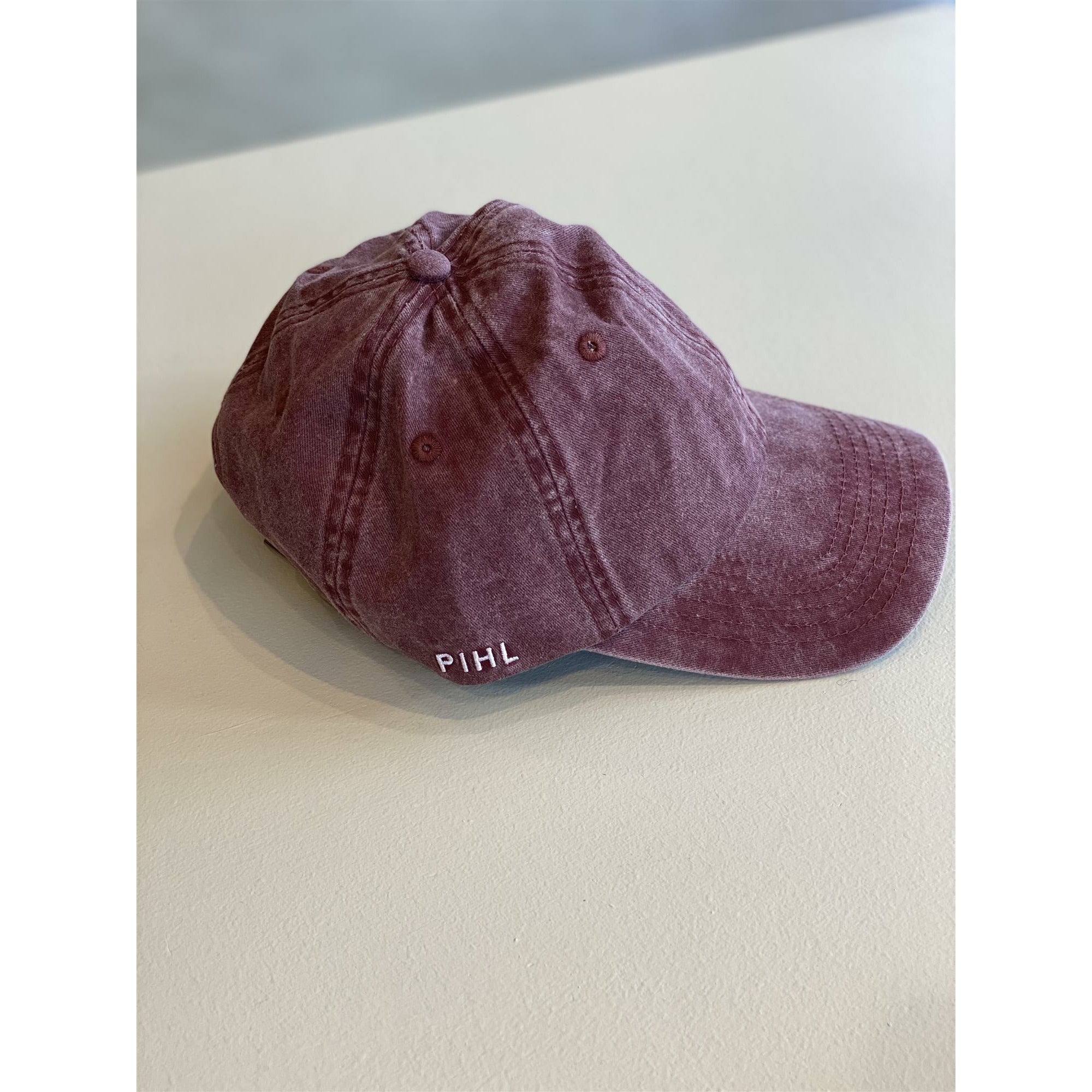 Lily Cap
