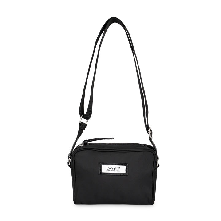 Day Gweneth RE-S Cb Boxy