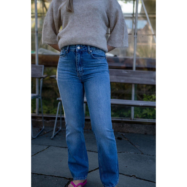 W. regular jeans