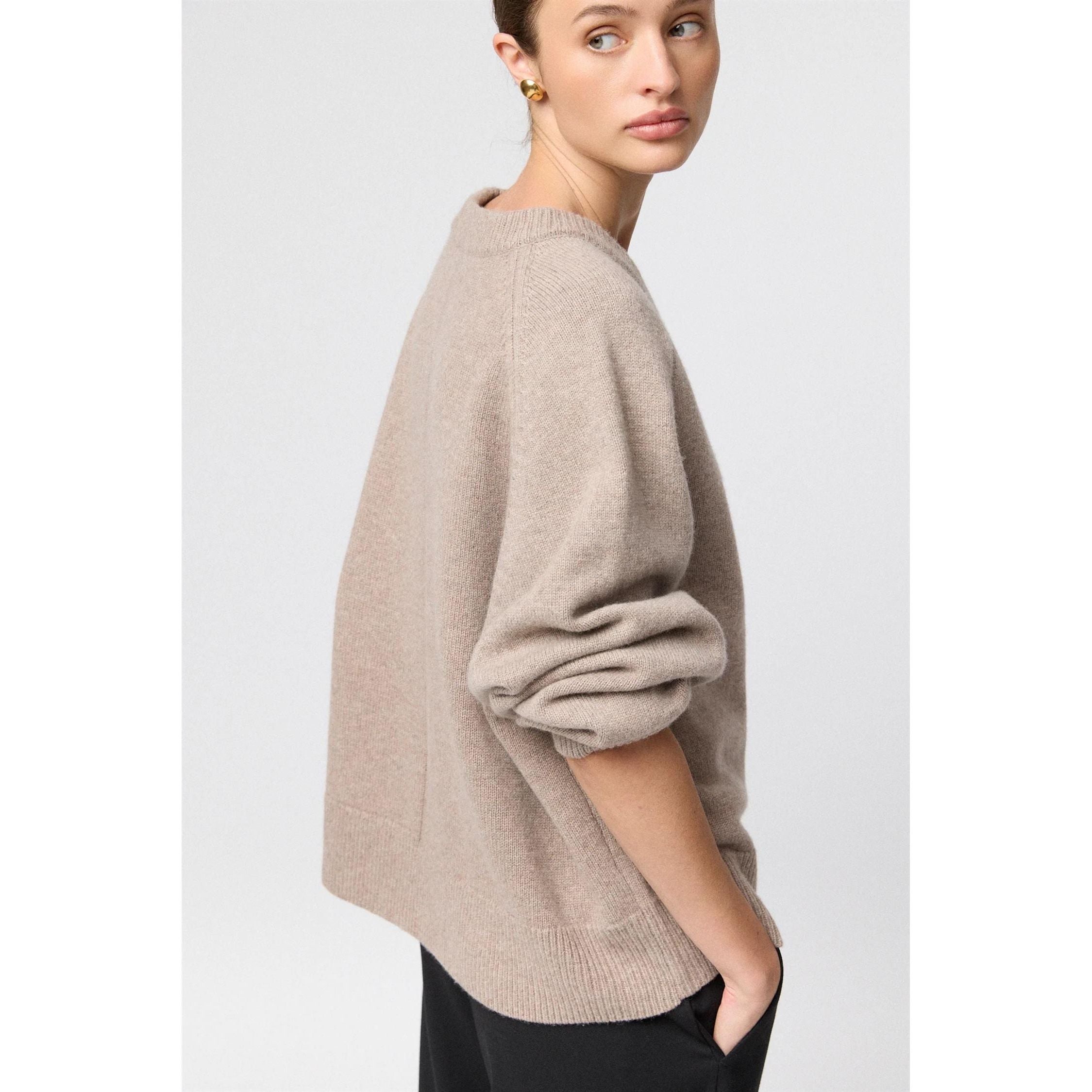 Harbour V-Neck Sweater