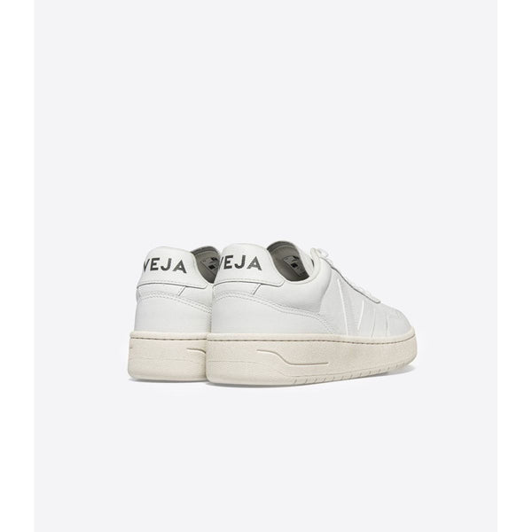 V-90 Leather White