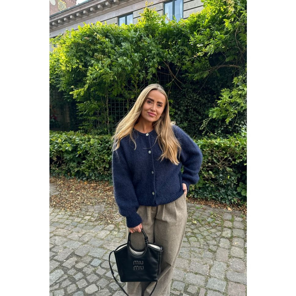 IdaIC Cardigan