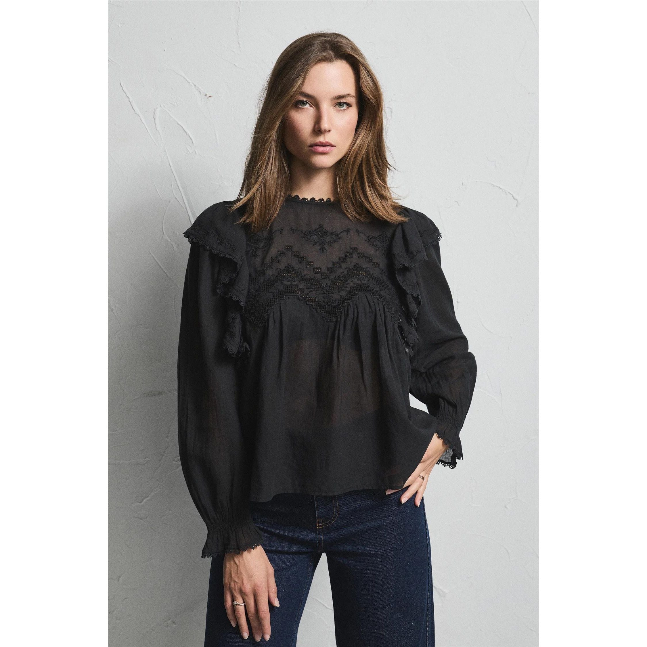 VIctoria Blouse