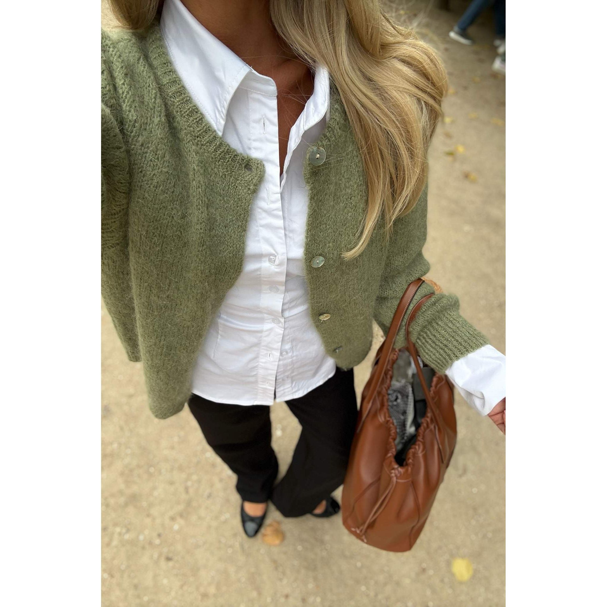 IdaIC Cardigan