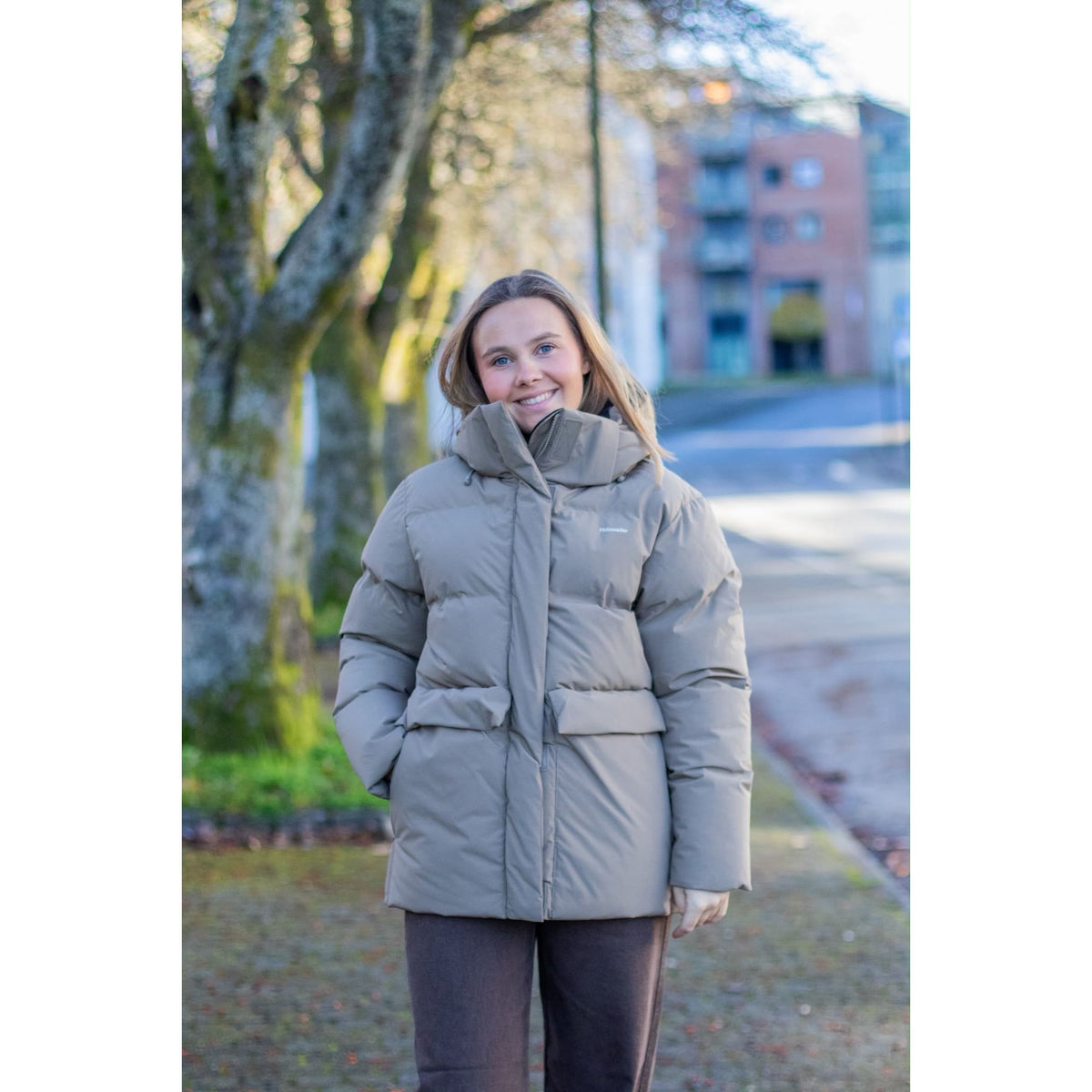 Besseggen Down Jacket