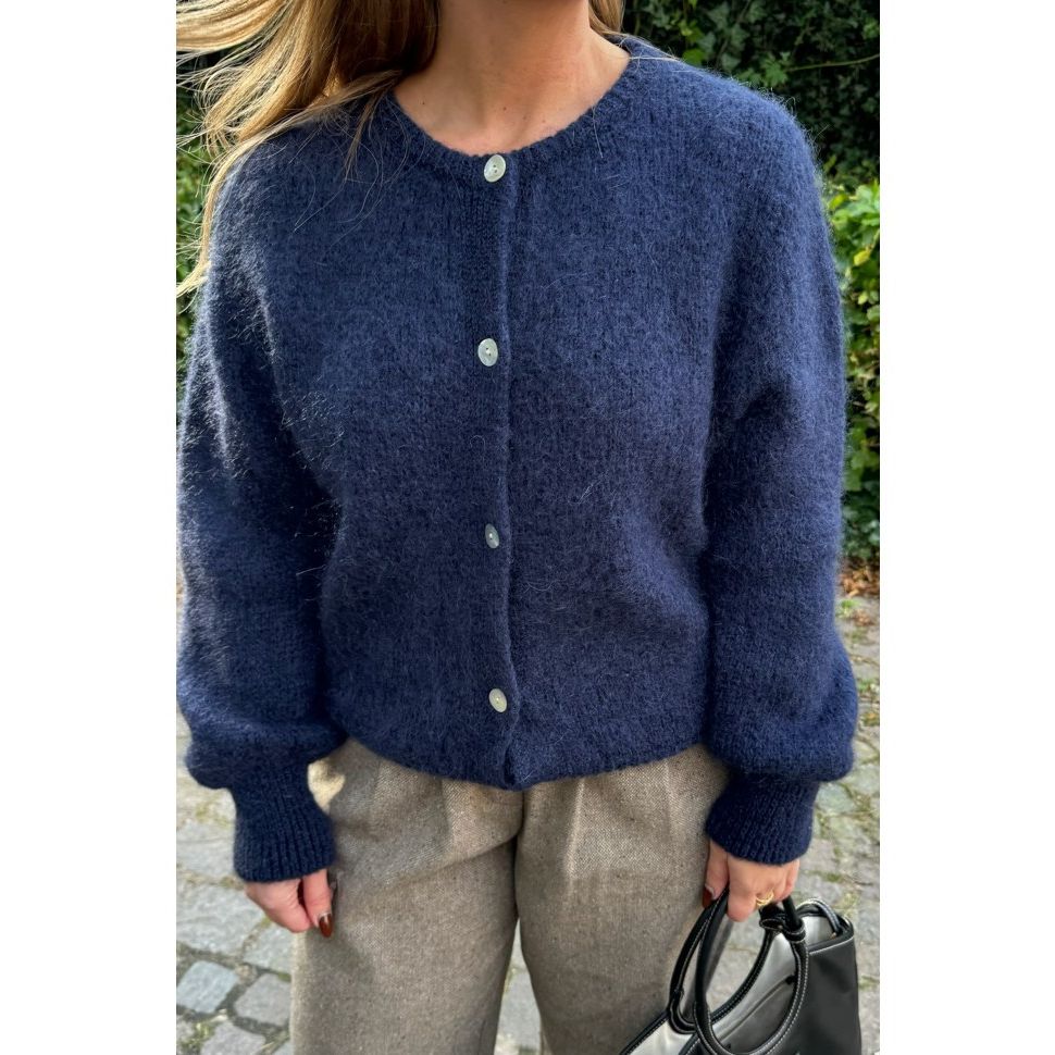 IdaIC Cardigan