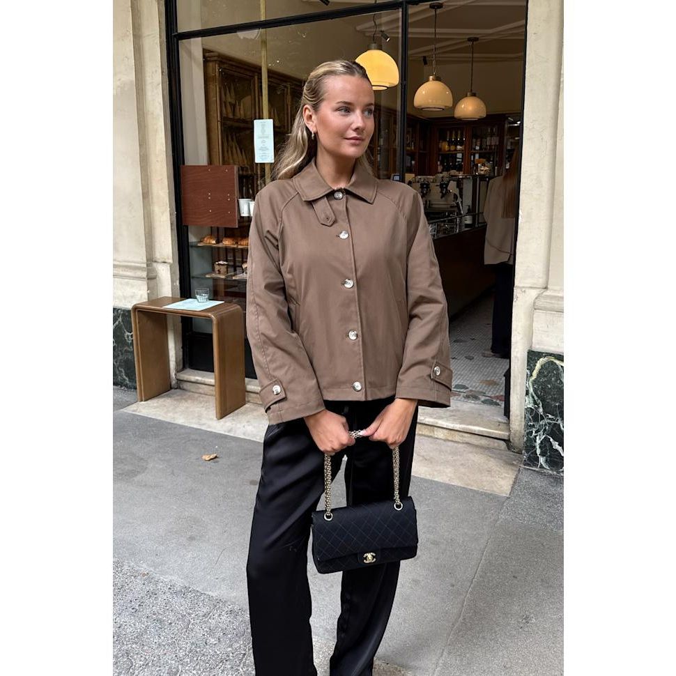 AvaIC Short Trenchcoat