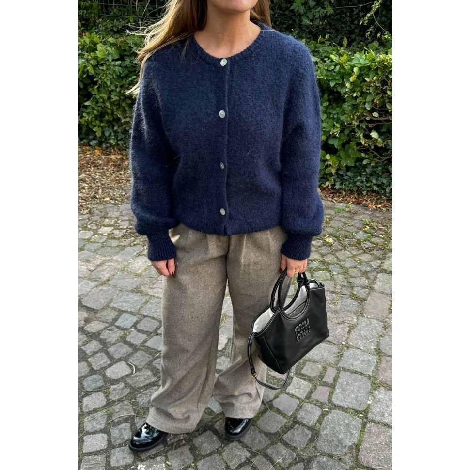 IdaIC Cardigan
