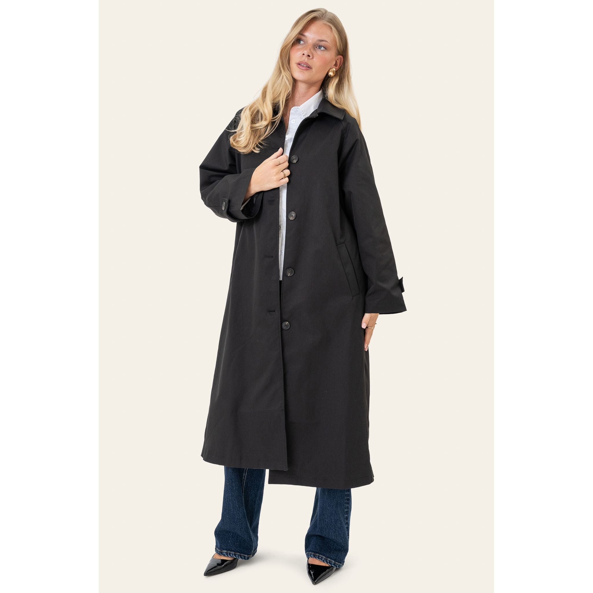 AvaIC Trenchcoat