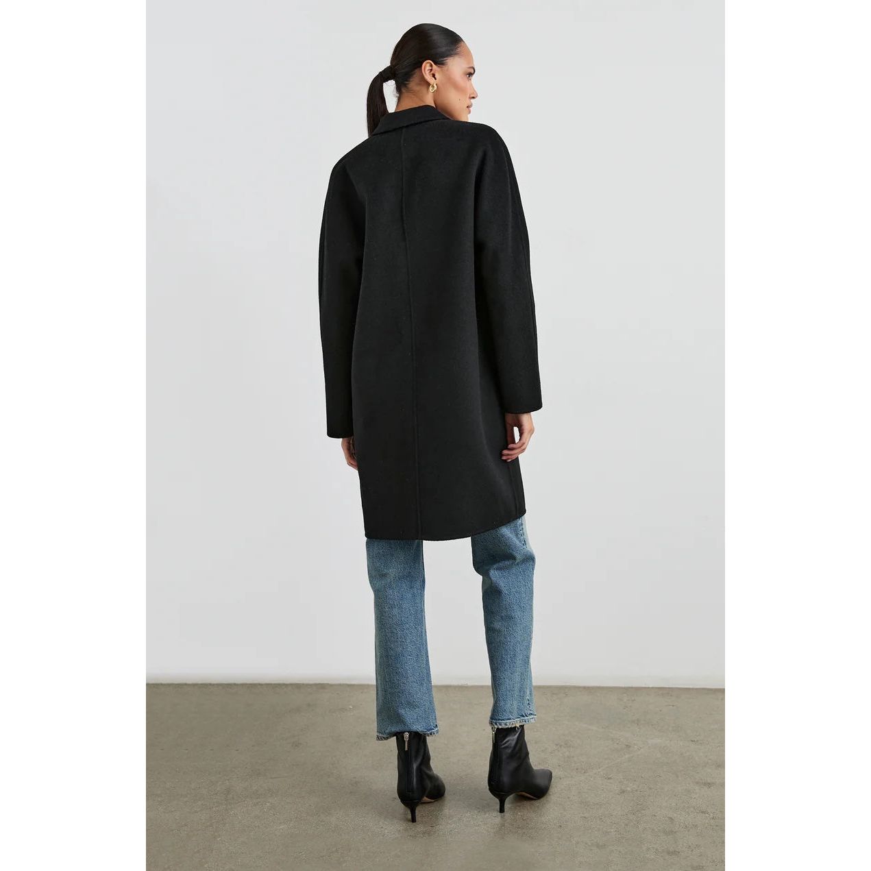 Everest Coat