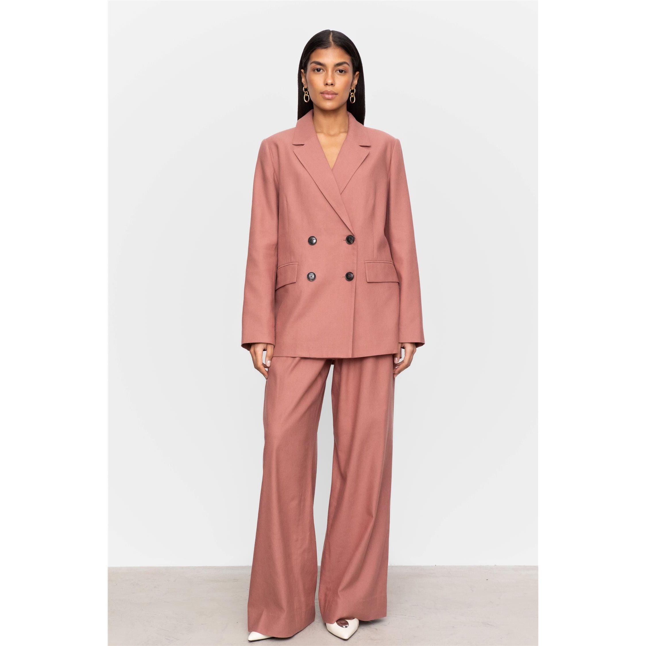 Mindy Blazer