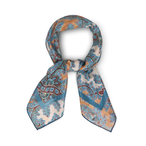 Light Daphne Scarf