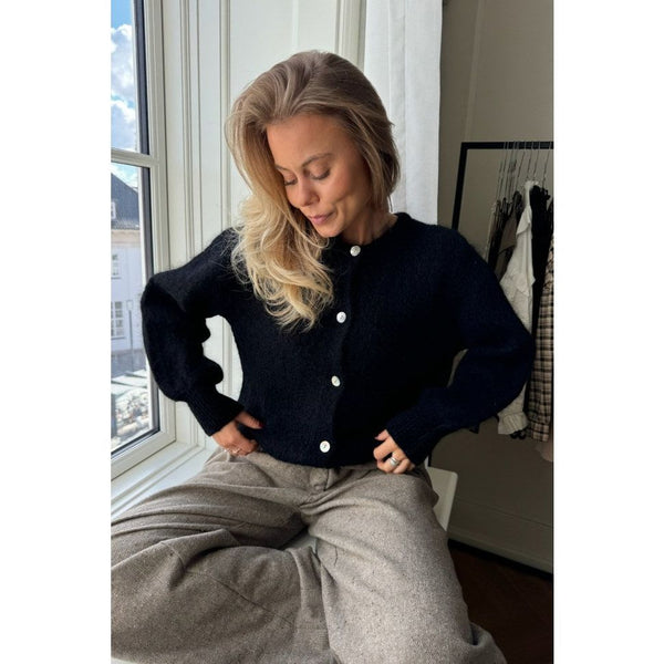 IdaIC Cardigan