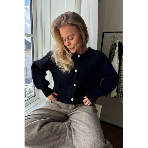 IdaIC Cardigan