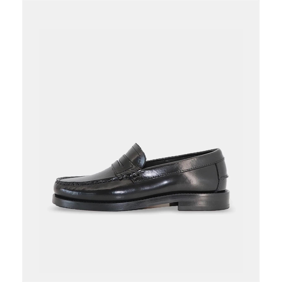 Miles Penny Loafer