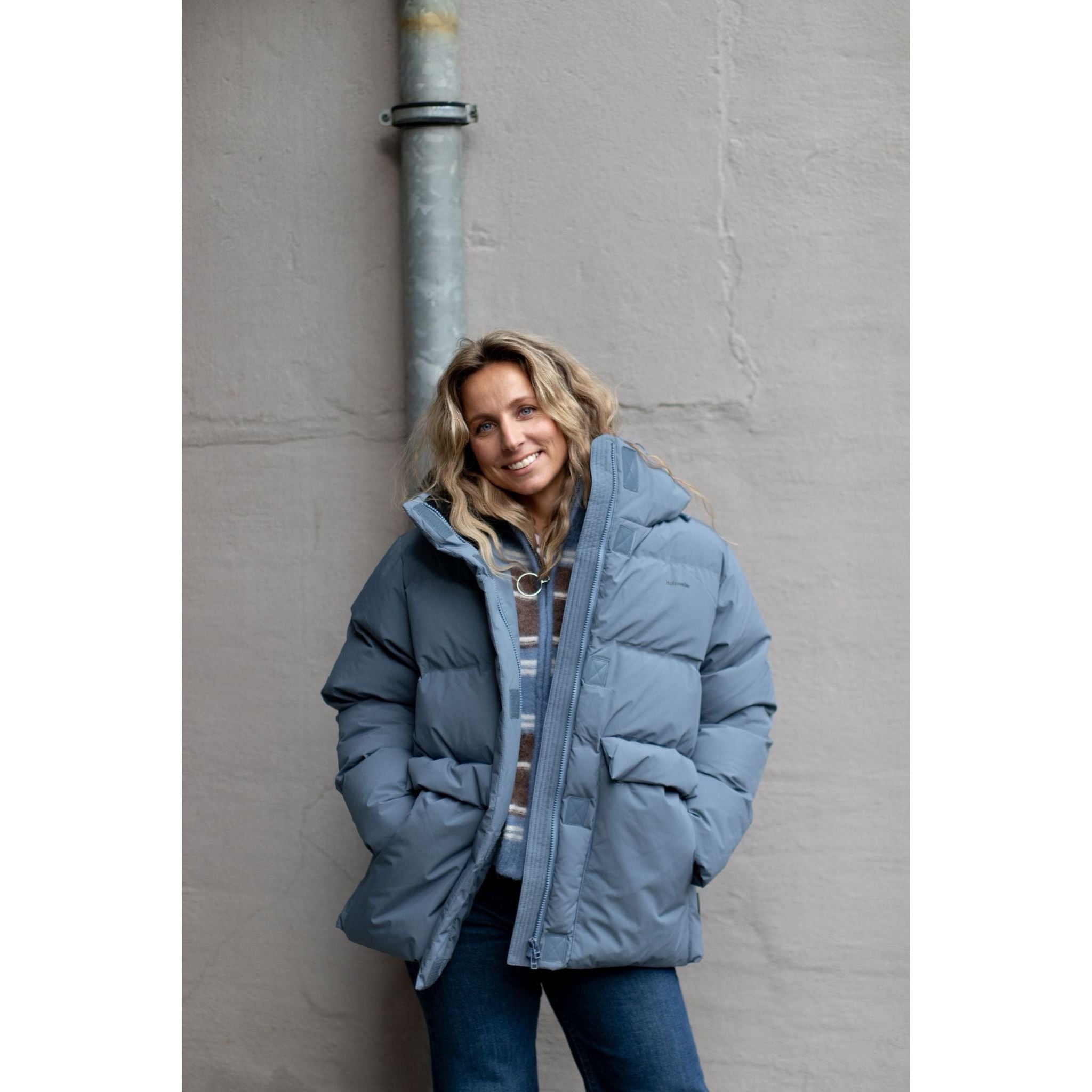 Besseggen Down Jacket