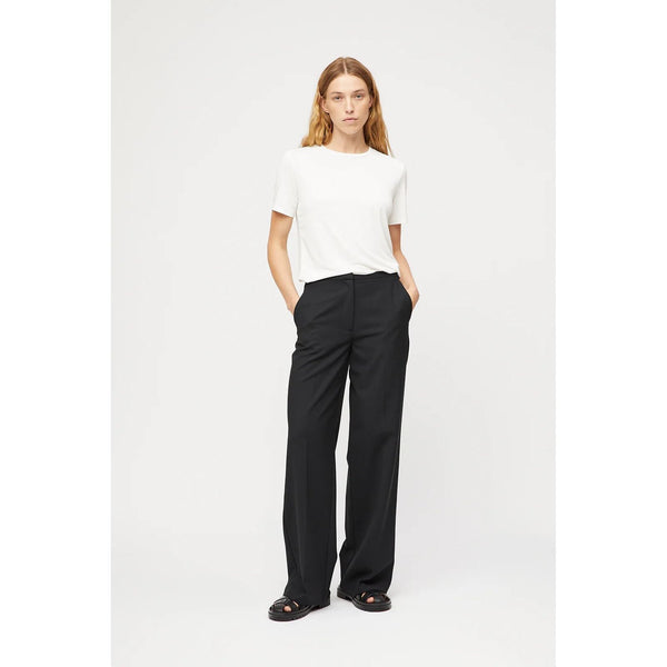 Tina Modal Tee