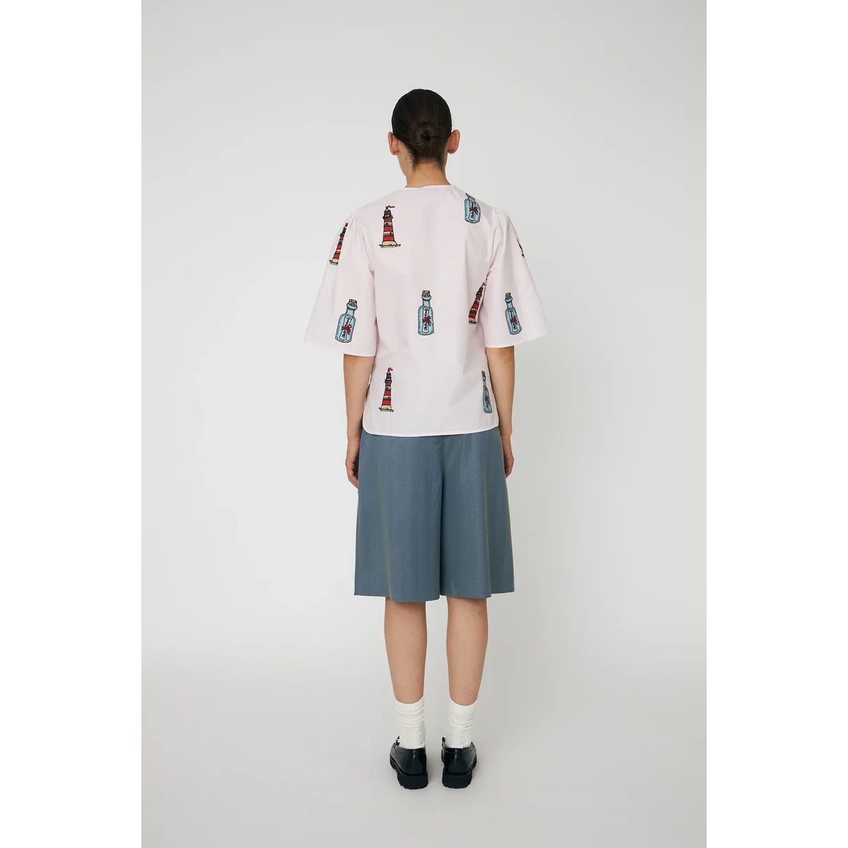 Embroidered Bow Shirt