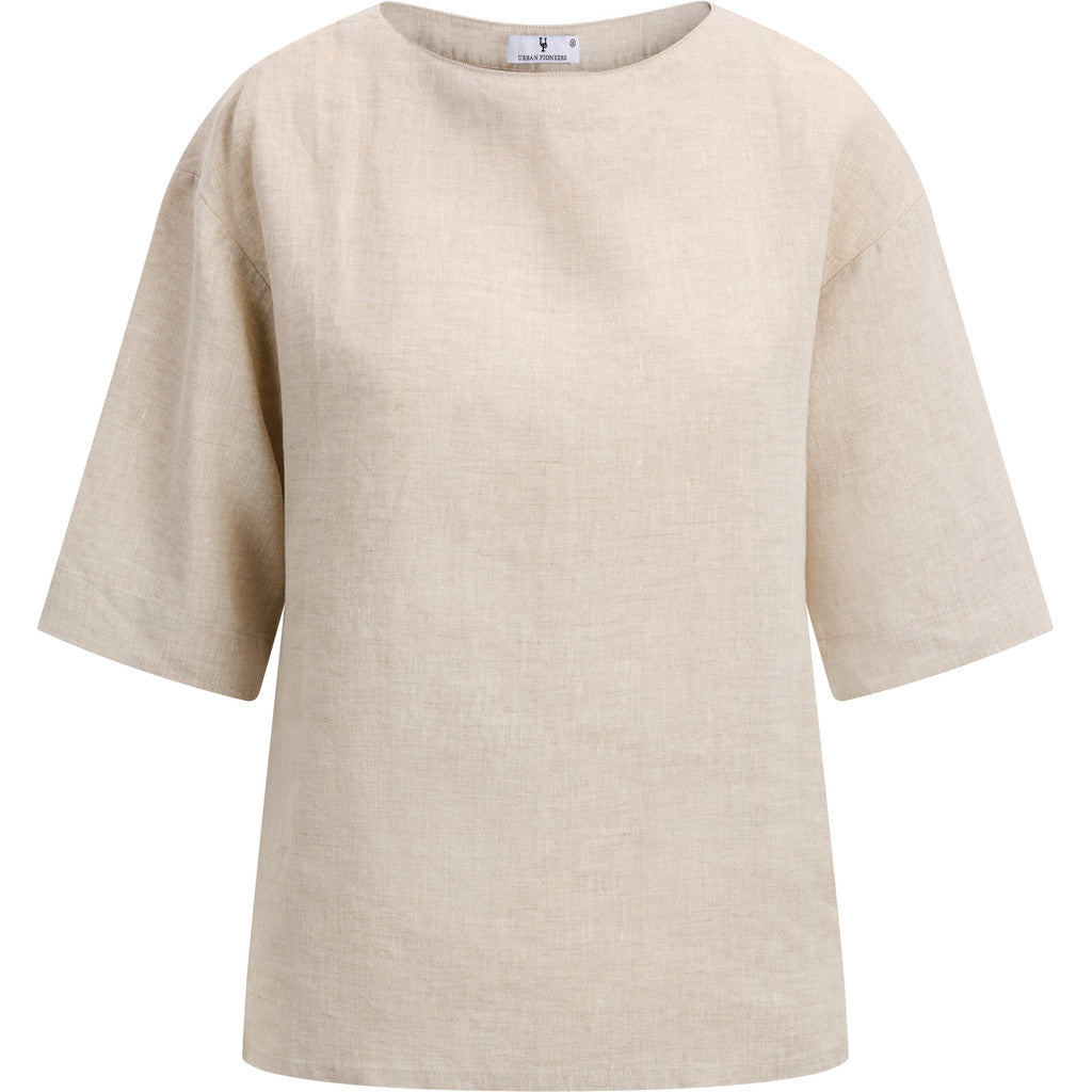 Valeria Tee