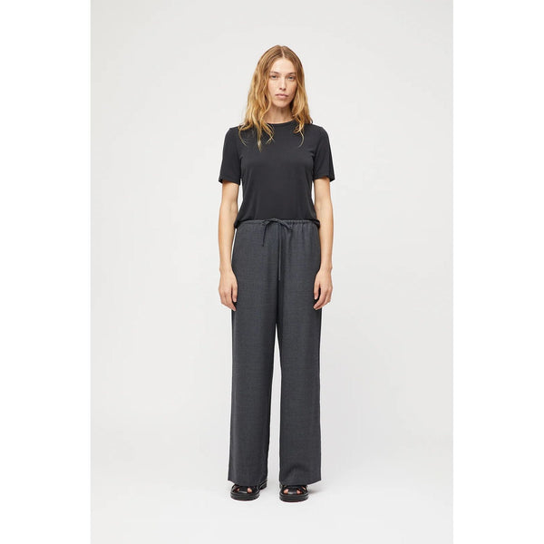Tina Modal Tee