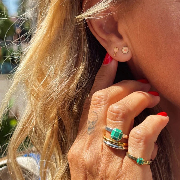 Friday Rosé earring