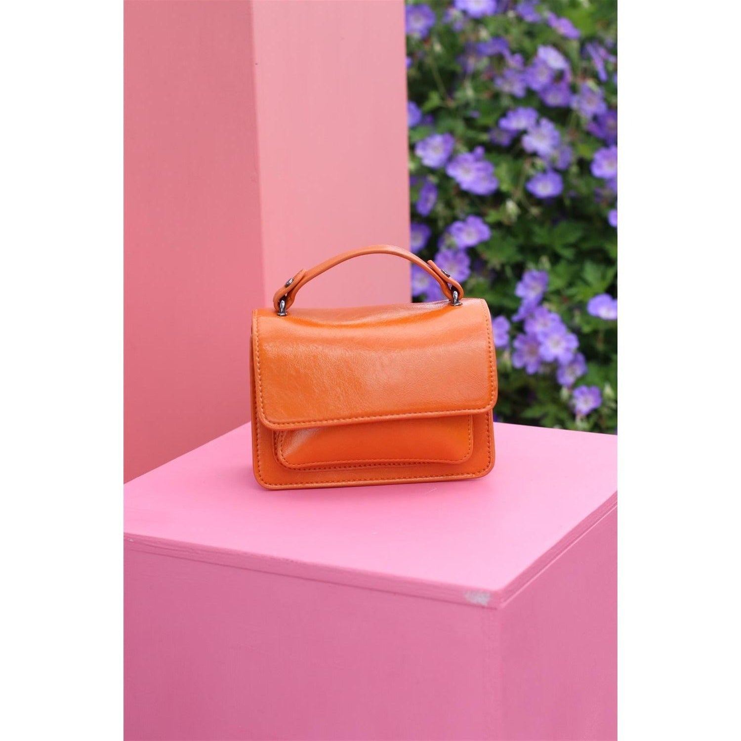RENEI GLOSSY STRUCTURE