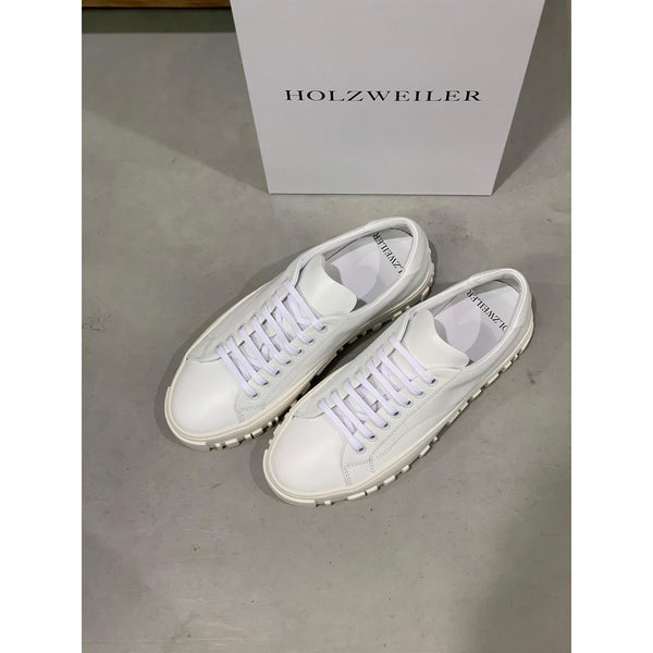 Stovner White Shoe