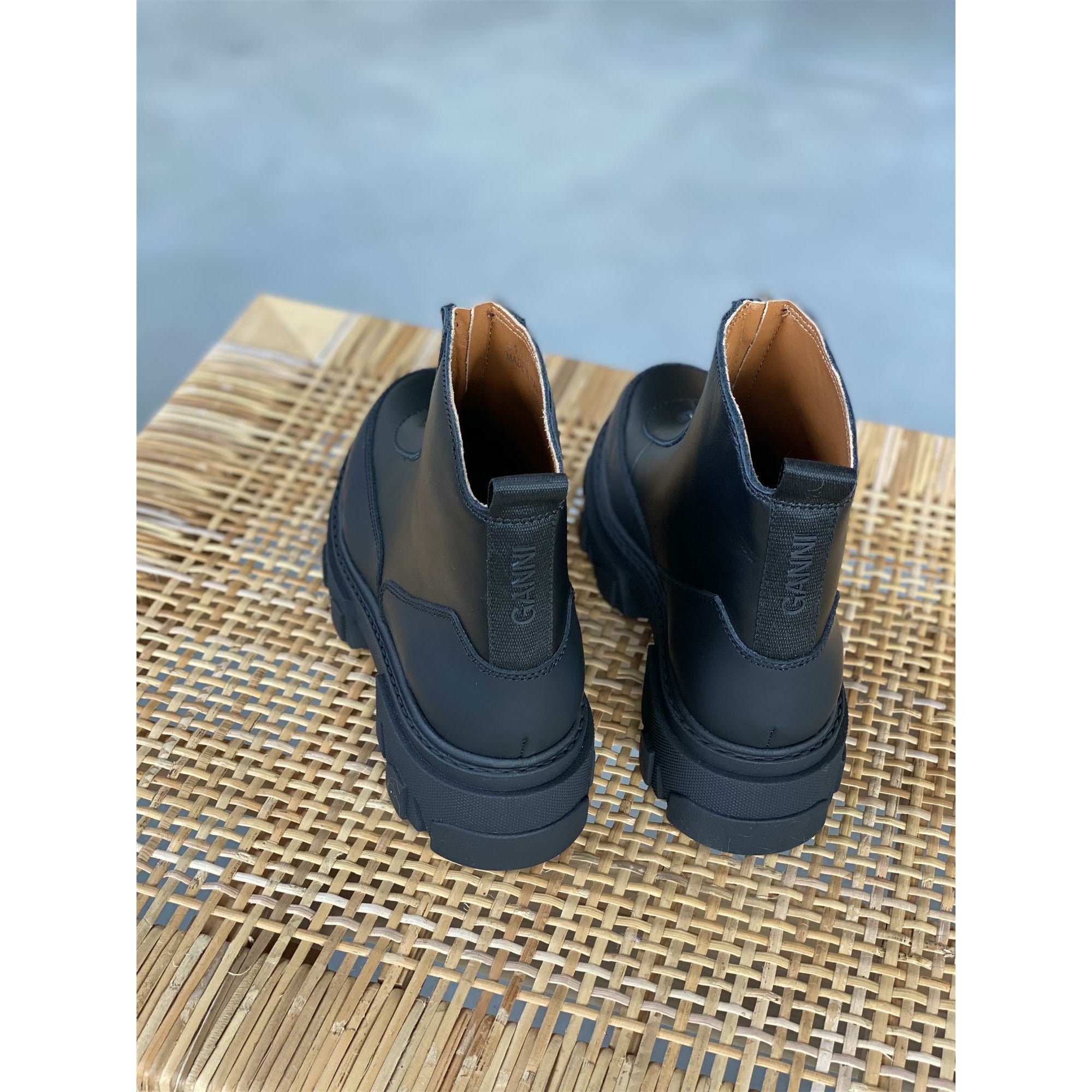 Zipper Boot