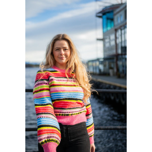 Soft Wool Stripe O-neck