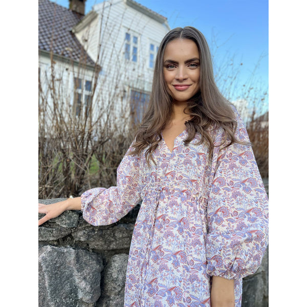 Minerva Paisley Floral