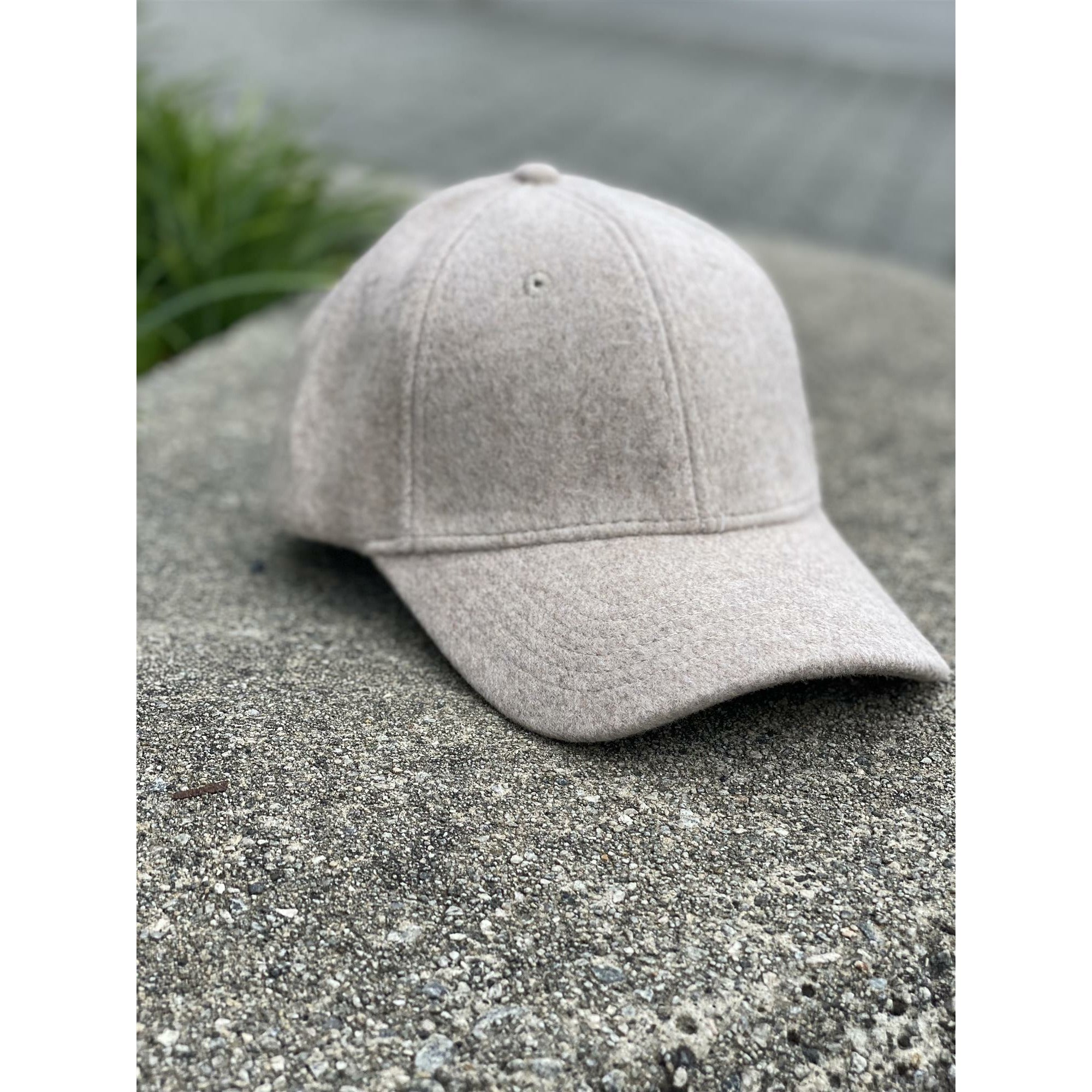 Holzweiler Wool Caps