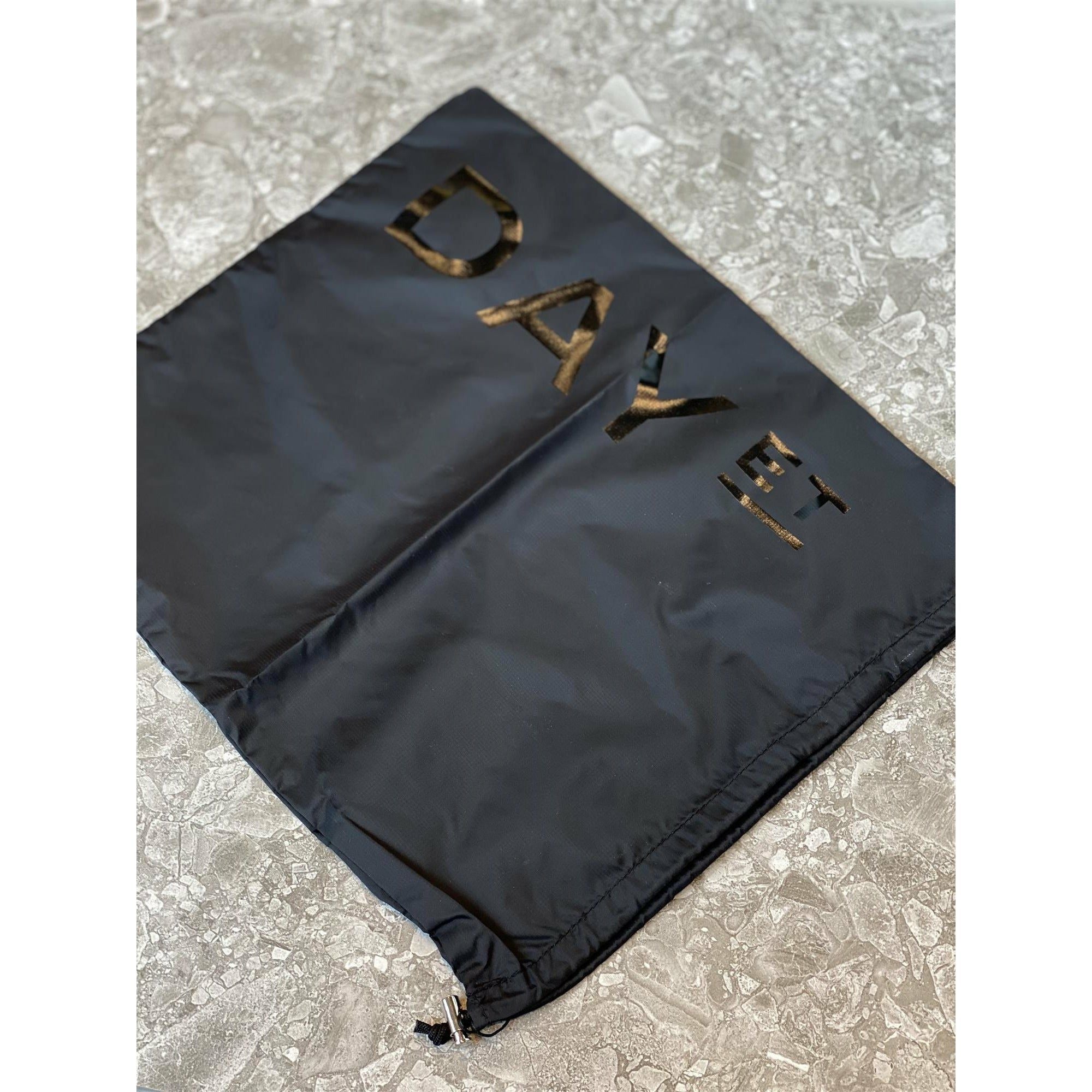 Day RE-Fold Me Dustbag
