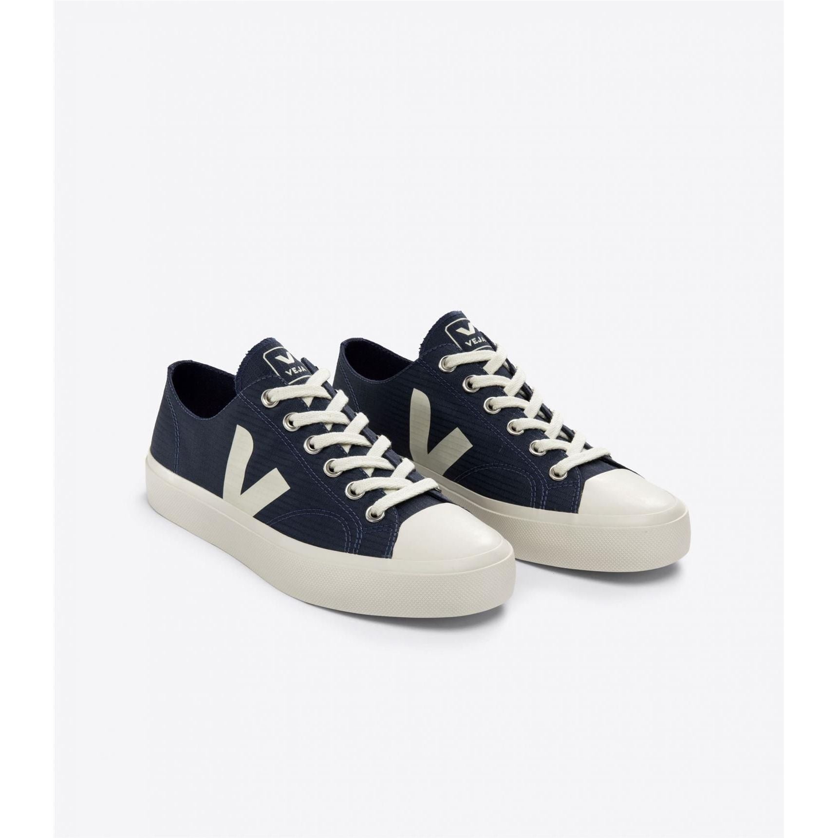 Wata Low Canvas herre