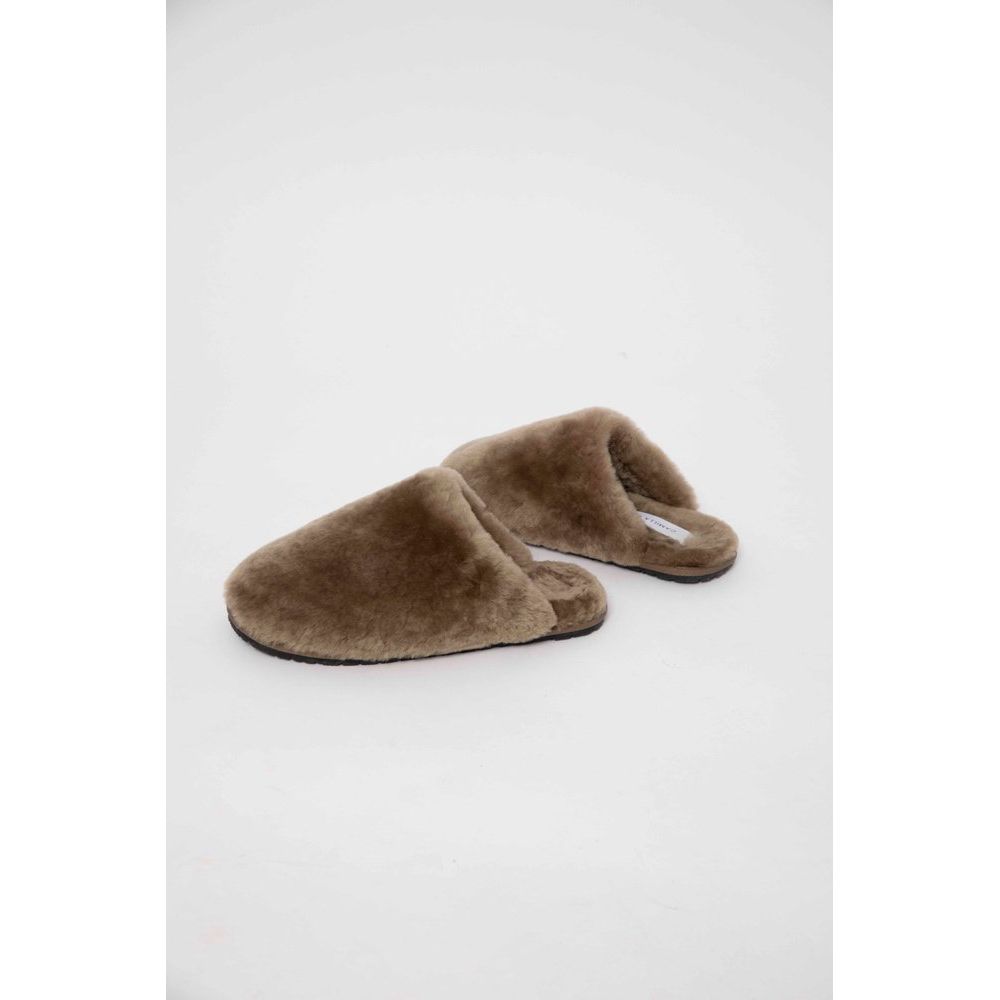 Maiken Shearling Slippers